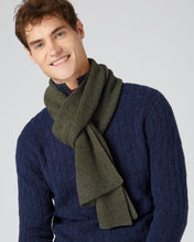 Load image into Gallery viewer, N.Peal Unisex Ribbed Cashmere Scarf Moss Green

