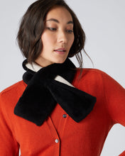 Load image into Gallery viewer, N.Peal Unisex Shearling Neckwarmer Heather Beige Brown
