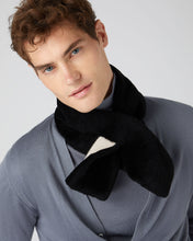Load image into Gallery viewer, N.Peal Unisex Shearling Neckwarmer Heather Beige Brown
