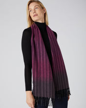 Load image into Gallery viewer, N.Peal Unisex Woven Check Cashmere Scarf Purple
