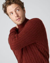 Load image into Gallery viewer, N.Peal Men&#39;s The Thames Cable Cashmere Jumper Copper Orange
