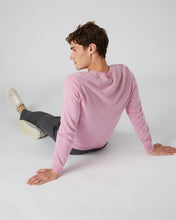 Load image into Gallery viewer, N.Peal Men&#39;s The Burlington V Neck Cashmere Jumper Flamingo Pink
