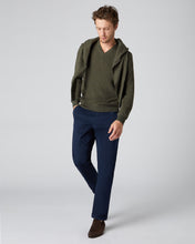 Load image into Gallery viewer, N.Peal Men&#39;s Burlington V Neck Cashmere Jumper Moss Green
