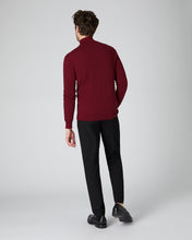 Load image into Gallery viewer, N.Peal Men&#39;s The Conduit Fine Gauge Cashmere Jumper Red Velvet
