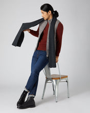 Load image into Gallery viewer, N.Peal Men&#39;s The Oxford Round Neck Cashmere Jumper Copper Orange
