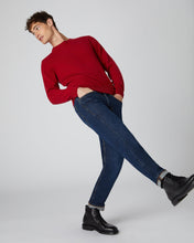 Load image into Gallery viewer, N.Peal Men&#39;s The Oxford Round Neck Cashmere Jumper Ruby Red
