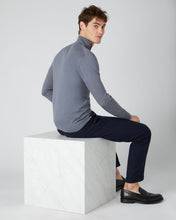 Load image into Gallery viewer, N.Peal Men&#39;s The Regent Fine Gauge Cashmere Half Zip Jumper Steel Grey
