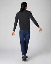 Load image into Gallery viewer, N.Peal Men&#39;s The Hyde Fine Gauge Cashmere Zip Jumper Dark Charcoal Grey
