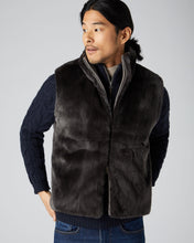 Load image into Gallery viewer, N.Peal Men&#39;s Fur Lined Gilet Taupe Brown
