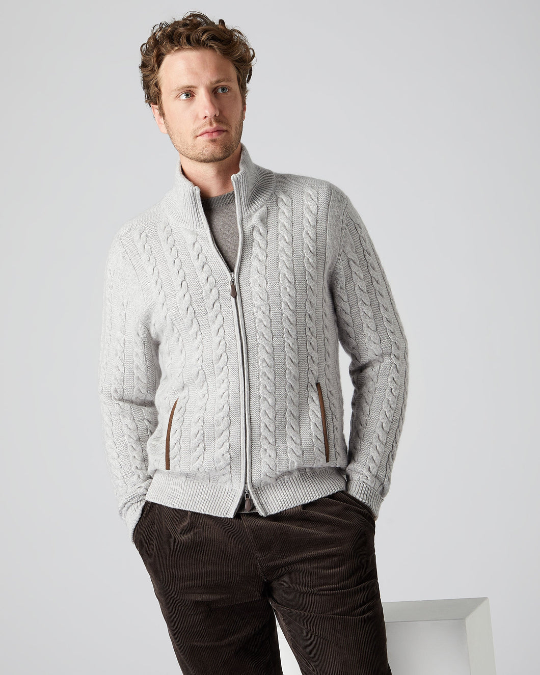 N.Peal Men's The Richmond Cable Cashmere Cardigan Fumo Grey