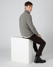 Load image into Gallery viewer, N.Peal Men&#39;s The Richmond Cable Cashmere Cardigan Pine Green
