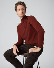 Load image into Gallery viewer, N.Peal Men&#39;s Turtle Neck Cashmere Jumper Copper Orange
