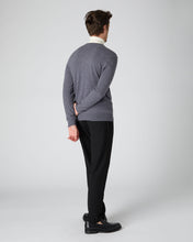Load image into Gallery viewer, N.Peal Men&#39;s Baby Cashmere Round Neck Jumper Dark Grey
