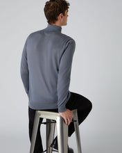 Load image into Gallery viewer, N.Peal Men&#39;s Fine Gauge Cashmere Roll Neck Jumper Steel Grey

