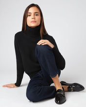 Load image into Gallery viewer, Hazel Chunky Roll Neck Cashmere Jumper Black
