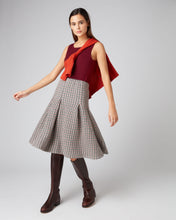 Load image into Gallery viewer, N.Peal Women&#39;s Superfine Cashmere Shell Top Red Velvet

