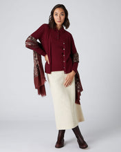 Load image into Gallery viewer, N.Peal Women&#39;s Superfine V Neck Cashmere Cardigan Red Velvet

