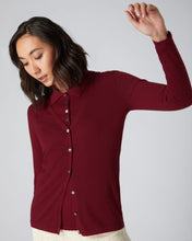 Load image into Gallery viewer, N.Peal Women&#39;s Superfine V Neck Cashmere Cardigan Red Velvet
