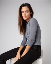 Load image into Gallery viewer, N.Peal Women&#39;s Superfine Cropped Cashmere Cardigan Steel Grey
