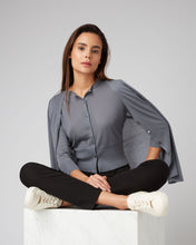 Load image into Gallery viewer, N.Peal Women&#39;s Superfine Cropped Cashmere Cardigan Steel Grey
