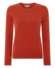 Load image into Gallery viewer, N.Peal Women&#39;s Round Neck Cashmere Jumper Dark Amber Orange
