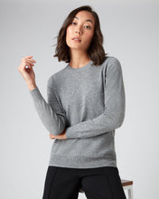 Load image into Gallery viewer, N.Peal Women&#39;s Round Neck Cashmere Jumper Flannel Grey
