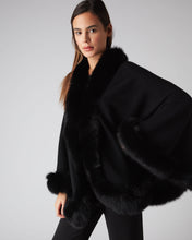 Load image into Gallery viewer, N.Peal Women&#39;s Fox Trim Knitted Cape Black

