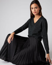 Load image into Gallery viewer, N.Peal Women&#39;s V Neck Cashmere Jumper With Lurex Black Sparkle
