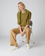 Load image into Gallery viewer, N.Peal Women&#39;s Round Neck Cashmere T Shirt Chartreuse Green
