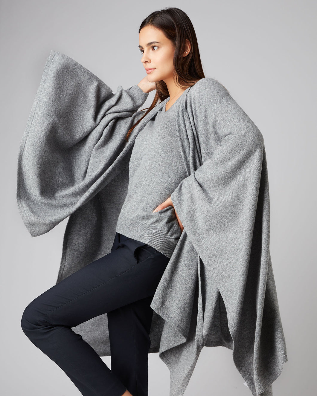 N.Peal Women's Cashmere Knitted Cape Flannel Grey