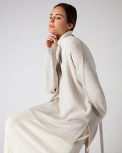 Load image into Gallery viewer, N.Peal Women&#39;s Oversized V Neck Cashmere Jumper With Lurex Ecru White Sparkle
