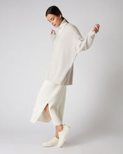 Load image into Gallery viewer, N.Peal Women&#39;s Oversized V Neck Cashmere Jumper With Lurex Ecru White Sparkle
