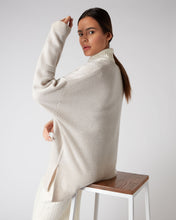 Load image into Gallery viewer, N.Peal Women&#39;s Oversized V Neck Cashmere Jumper With Lurex Ecru White Sparkle
