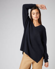 Load image into Gallery viewer, N.Peal Women&#39;s Oversized V Neck Cashmere Jumper Navy Blue
