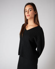Load image into Gallery viewer, N.Peal Women&#39;s Wide Rib V Neck Cashmere Jumper Black
