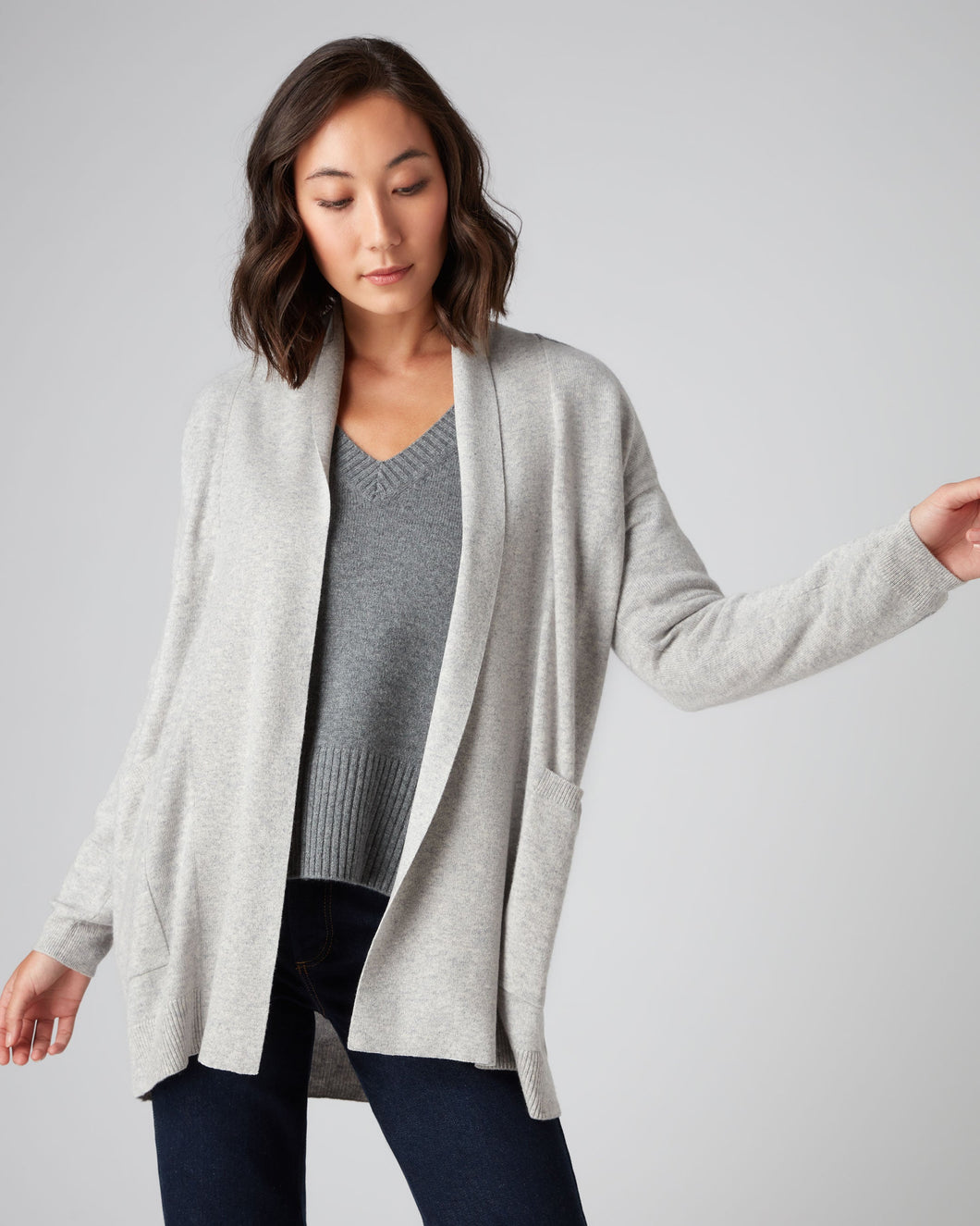 N.Peal Women's Cable Sleeve Cashmere Cardigan Fumo Grey