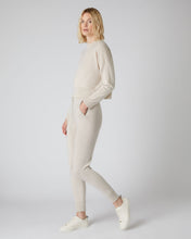 Load image into Gallery viewer, N.Peal Women&#39;s Relaxed Round Neck Cashmere Jumper Ecru White
