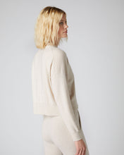 Load image into Gallery viewer, N.Peal Women&#39;s Relaxed Round Neck Cashmere Jumper Ecru White

