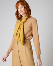 Load image into Gallery viewer, N.Peal Women's Pashmina Cashmere Stole Baroque Gold
