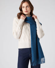 Load image into Gallery viewer, N.Peal Unisex Large Woven Cashmere Scarf Lagoon Blue
