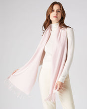 Load image into Gallery viewer, N.Peal Unisex Large Woven Cashmere Scarf Quartz Pink
