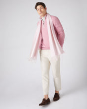 Load image into Gallery viewer, N.Peal Unisex Large Woven Cashmere Scarf Quartz Pink
