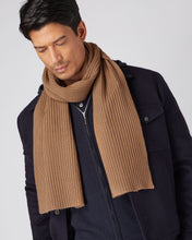 Load image into Gallery viewer, N.Peal Unisex Short Ribbed Cashmere Scarf Dark Camel Brown
