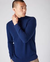 Load image into Gallery viewer, N.Peal Men&#39;s Turtle Neck Cashmere Jumper French Blue
