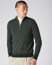 Load image into Gallery viewer, N.Peal Men&#39;s Carnaby Half Zip Birdseye Cashmere Jumper Dark Green
