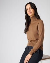 Load image into Gallery viewer, N.Peal Women's Margot Superfine Cashmere Roll Neck Jumper Dark Camel Brown

