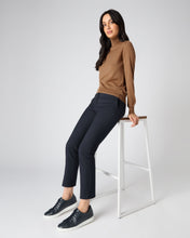 Load image into Gallery viewer, N.Peal Women's Margot Superfine Cashmere Roll Neck Jumper Dark Camel Brown
