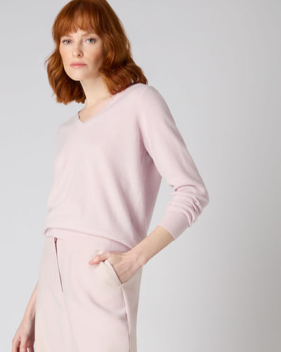 N.Peal Women's Phoebe V Neck Cashmere Jumper Quartz Pink