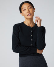 Load image into Gallery viewer, Women&#39;s Long Sleeve Cropped Cardigan in Black
