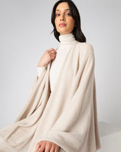 Load image into Gallery viewer, N.Peal Women&#39;s Cashmere Knitted Cape Heather Beige Brown
